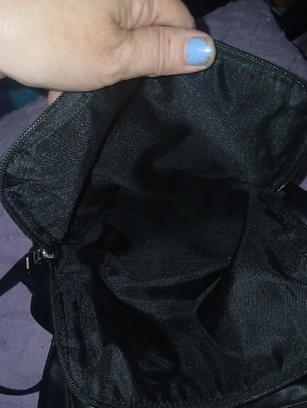 Wilsons Leather Y2K Vintage Black Leather Backpack Broken Magnetic Snap